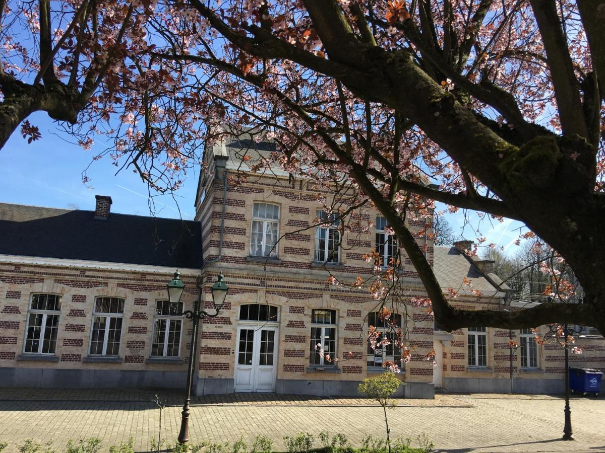 Blue Alice Brussels Aparthotel ภายนอก รูปภาพ